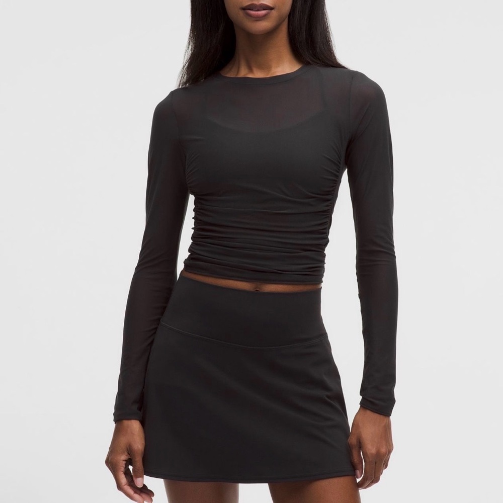 Black Long Sleeve Ruched Crop Top